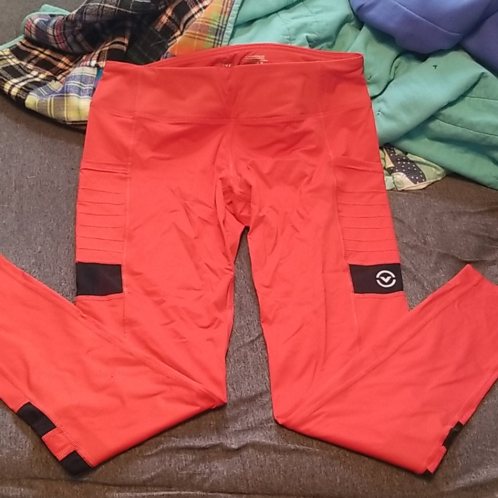 Virus tights